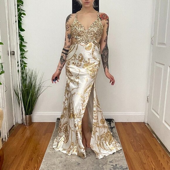 MAC DUGGAL Sleeveless Floral Rhinestone Maxi Dress Size 4 White/Gold
